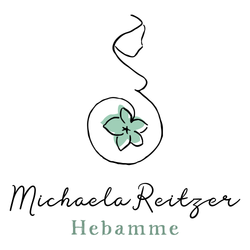 Hebamme Michaela Reitzer